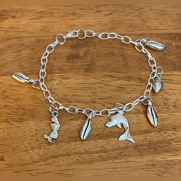NEW Cowrie shell & beach Inspired charm bracelet (revised) - Picture 3 of 6